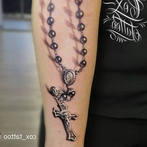 Tatuajes de Cruz ▷ IMAGENES DISEÑOS hombres y mujeres