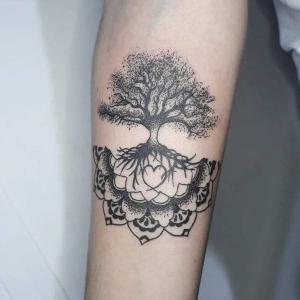 imagen de tatuaje del arbol de la vida