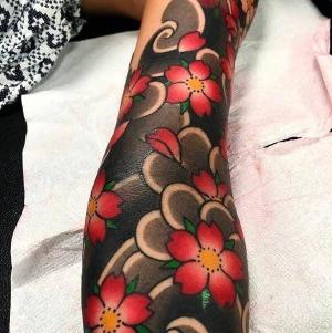 tatuajes chulos de flores de cerezo