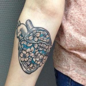 ideas y diseños de tatuajes de corazones