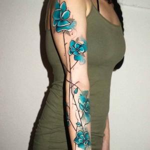 tattoo flores azules