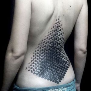 tattoo para mujer geometrico