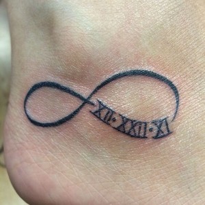 imagen de tatuaje de infinito