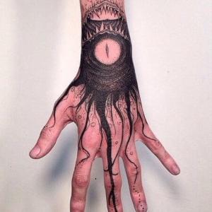 tatuaje en la mano original