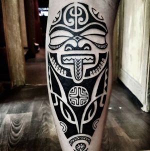diseño de tatuaje maori