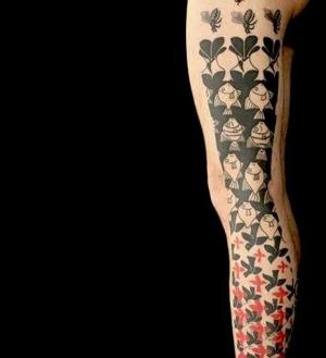 tatuajes geometricos pierna completa