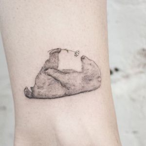 tatuaje de oso para mujeres