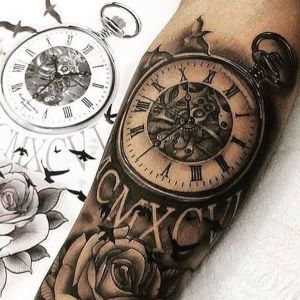 tatuaje de reloj