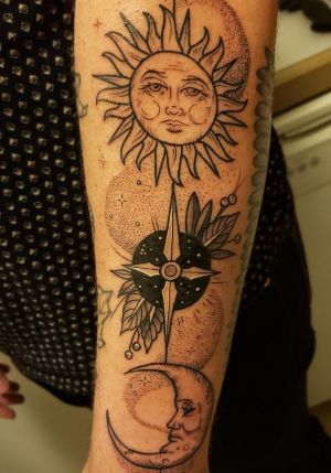 tatuaje sol y luna para hombre