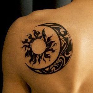 tatuaje sol y luna tribal