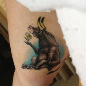 tatuajes bonitos de toro